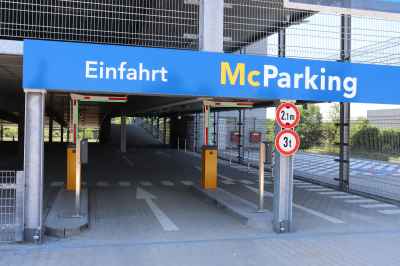 Parkhaus am Airport Berlin, McParking